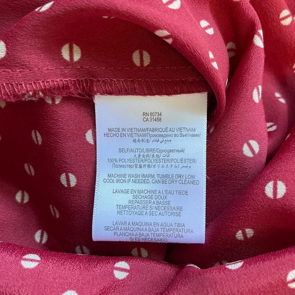 BCBG Paris Red & White Printed Tie Neck V-neck Long Sleeve Blouse Xsmall Women’s - Picture 10 of 11